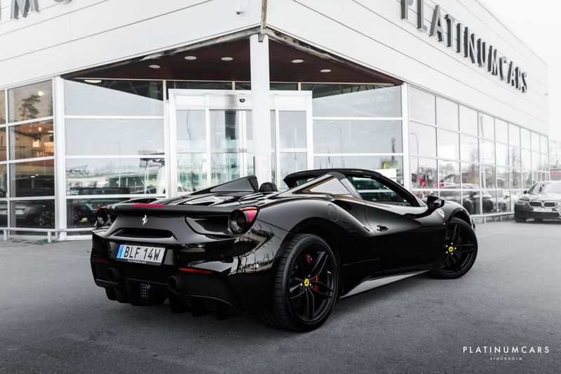 Ferrari 488 bild 2