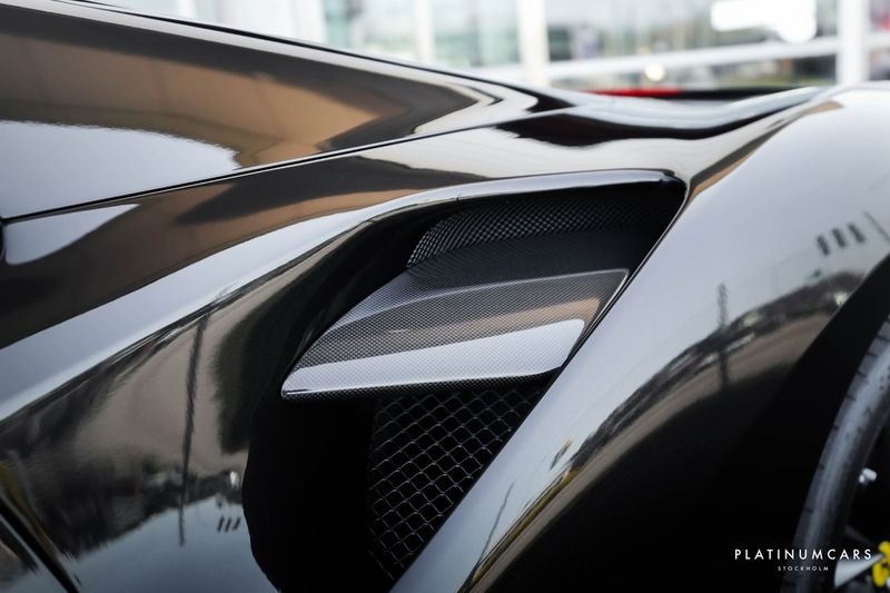 Ferrari 488 bild 17