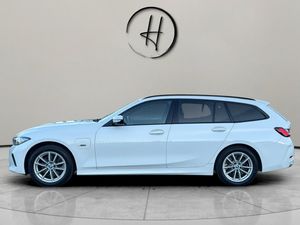 BMW 330 bild 7