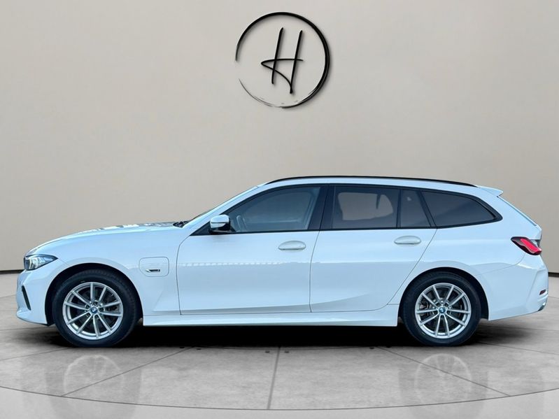BMW 330 bild 7