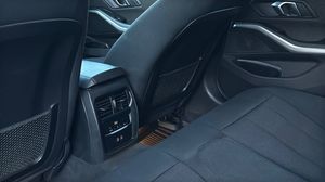 BMW 330 bild 11