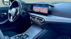 BMW 330 bild 12