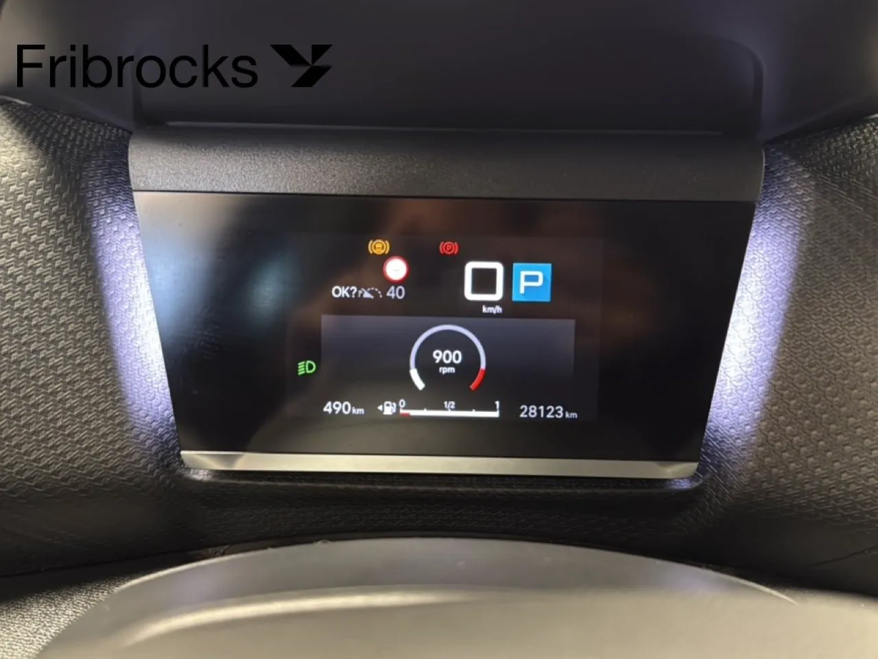 Vehicle image 9