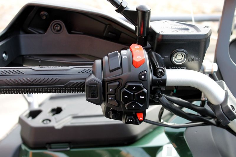 CFMOTO C-Force bild 13