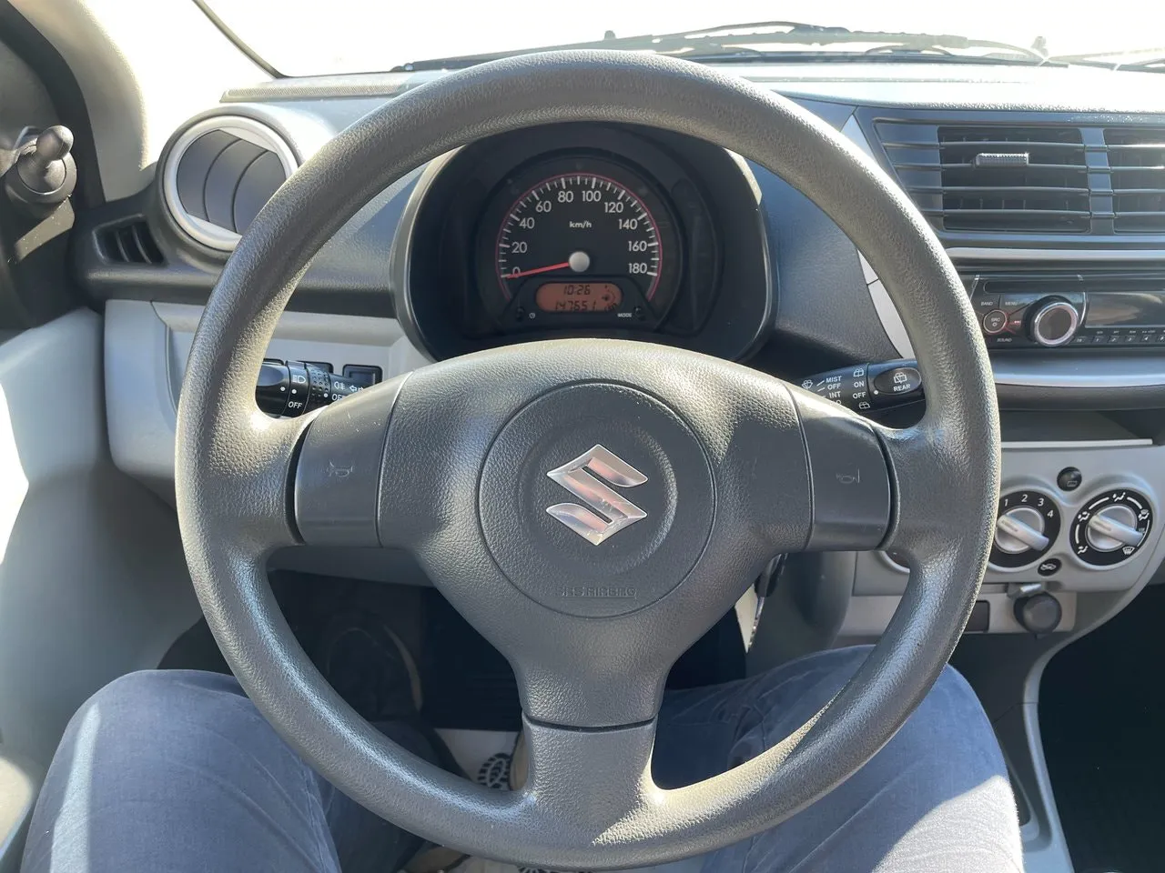 Vehicle image 15
