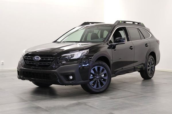 Subaru Outback 2.5 4WD XFuel Lineartronic Field Dragkrok Demo - 2025