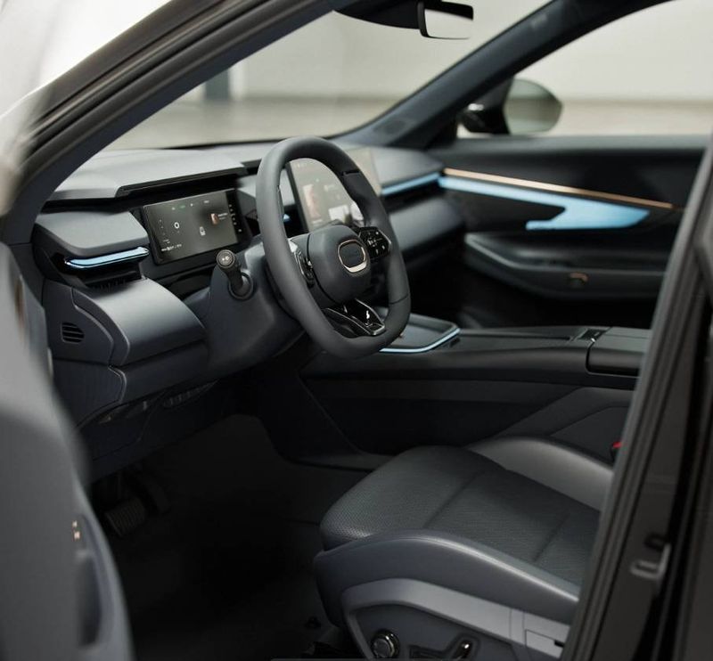 Lynk & Co 08 bild 12