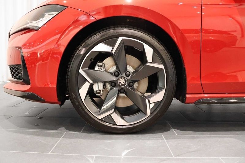 Skoda Superb bild 8