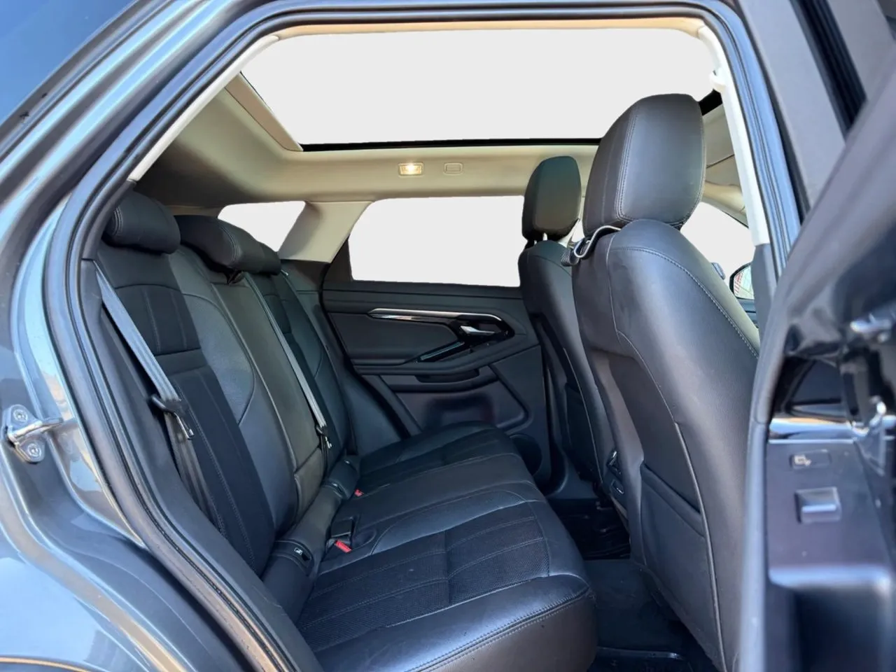 Vehicle image 36