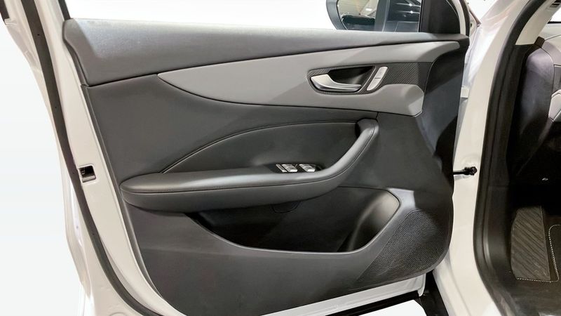 MG S5 EV bild 11