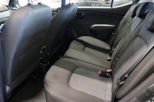 Hyundai i10 bild 9