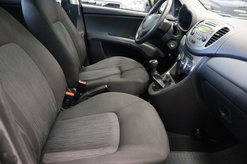 Hyundai i10 bild 8