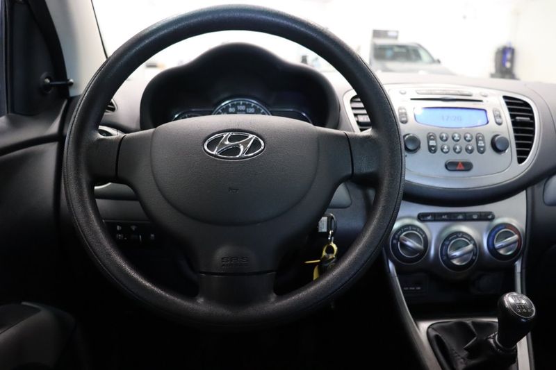 Hyundai i10 bild 12