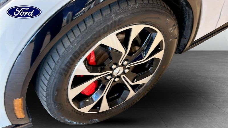 Ford Mustang Mach-E bild 9