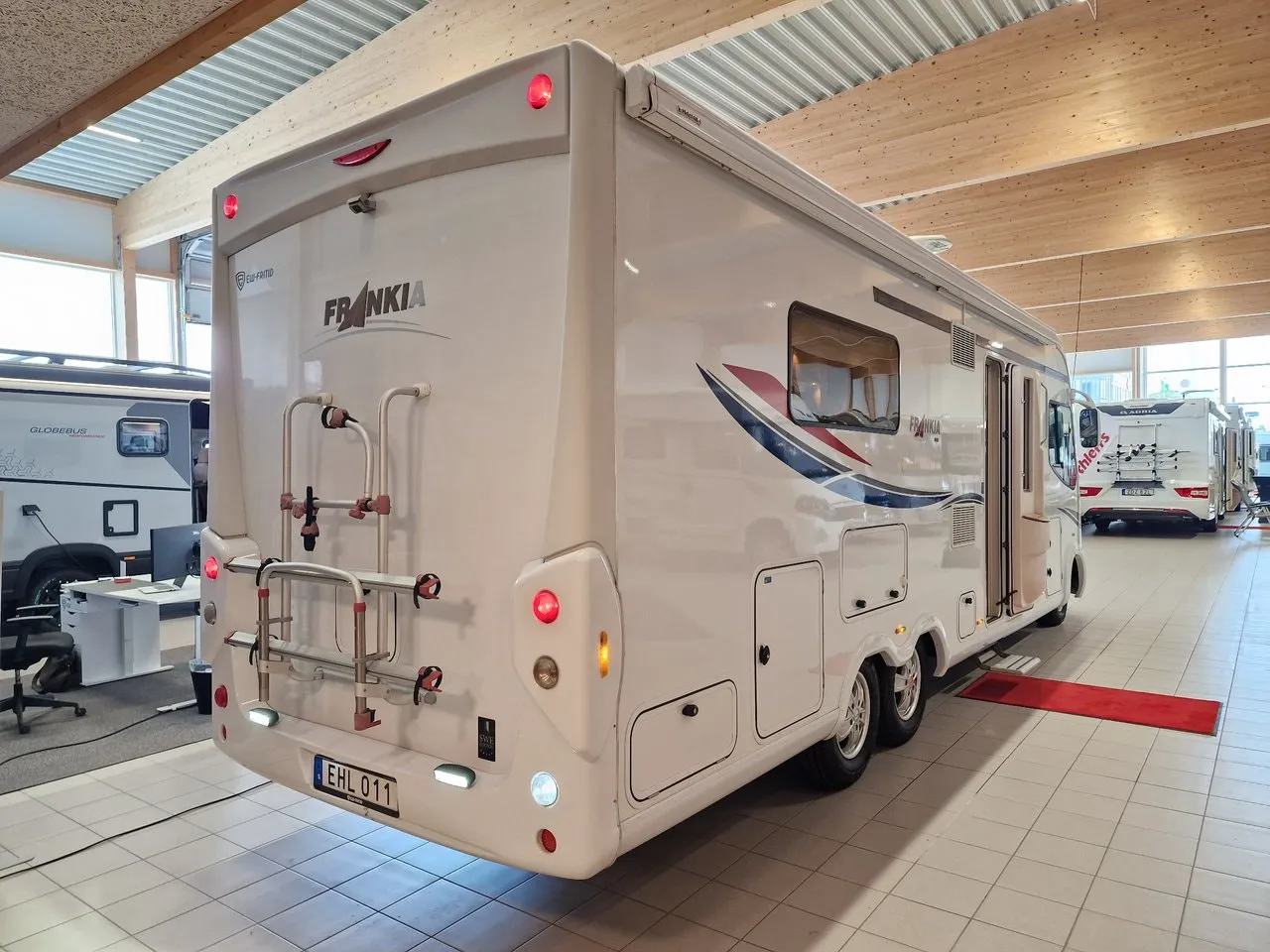 Vehicle image 2