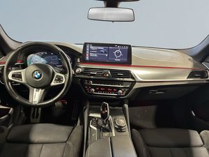BMW 520 bild 8