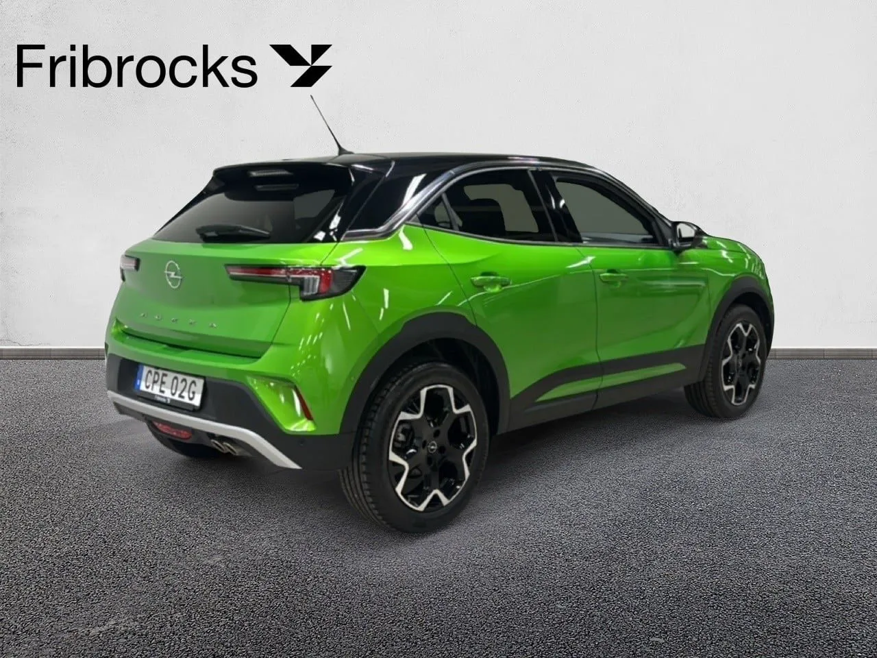 Vehicle image 4