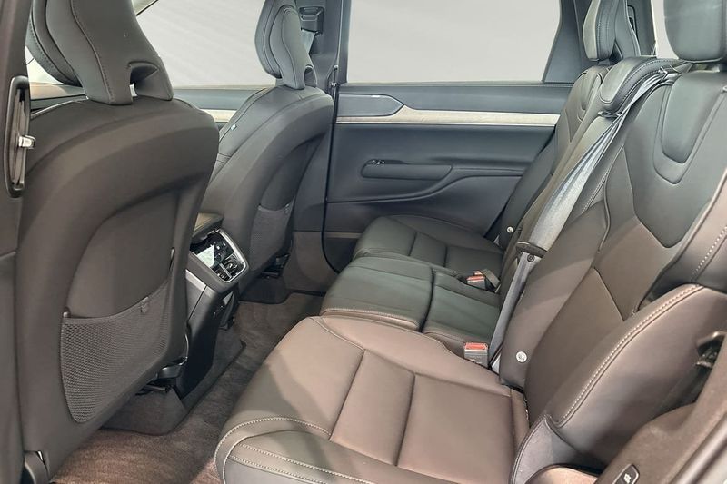 Volvo EX90 bild 8