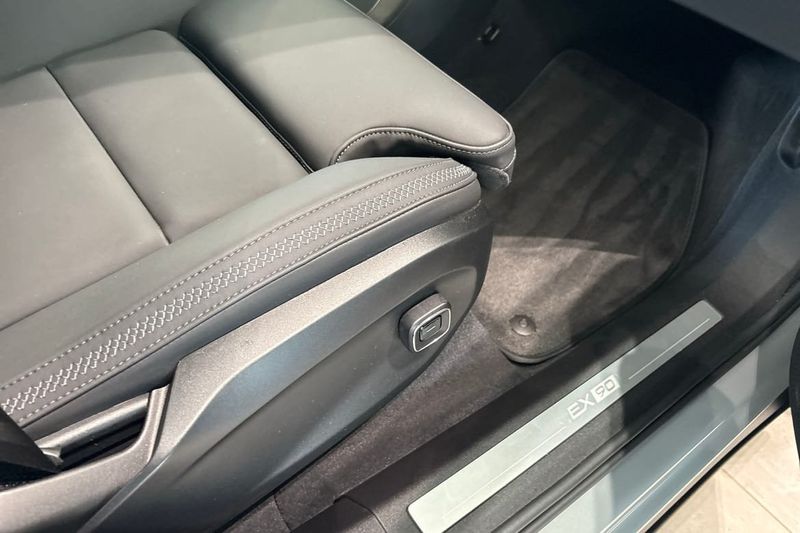 Volvo EX90 bild 21