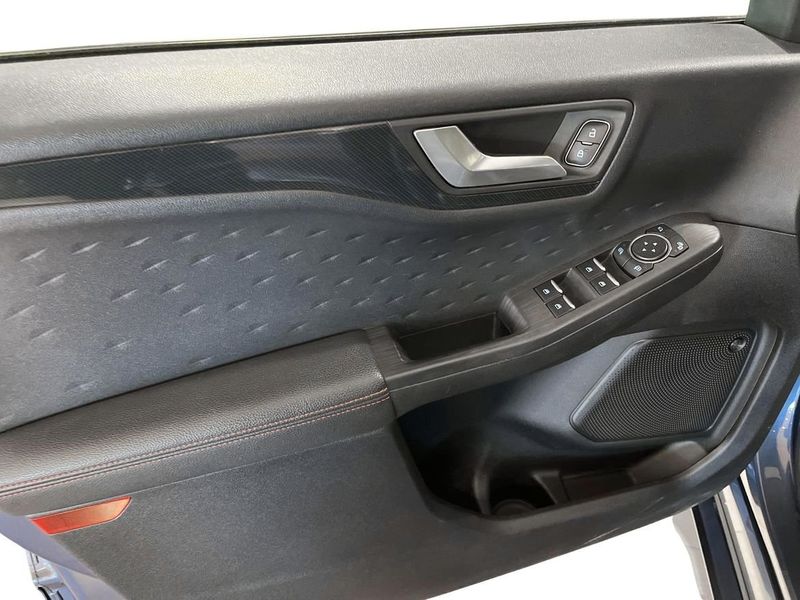 Ford Kuga bild 15
