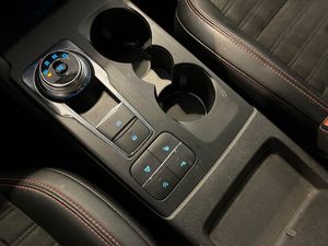 Ford Kuga bild 22
