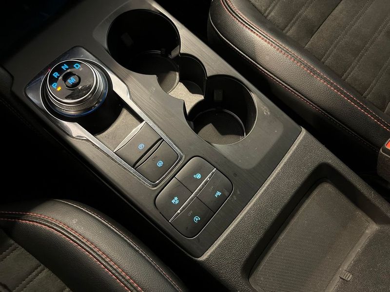 Ford Kuga bild 22