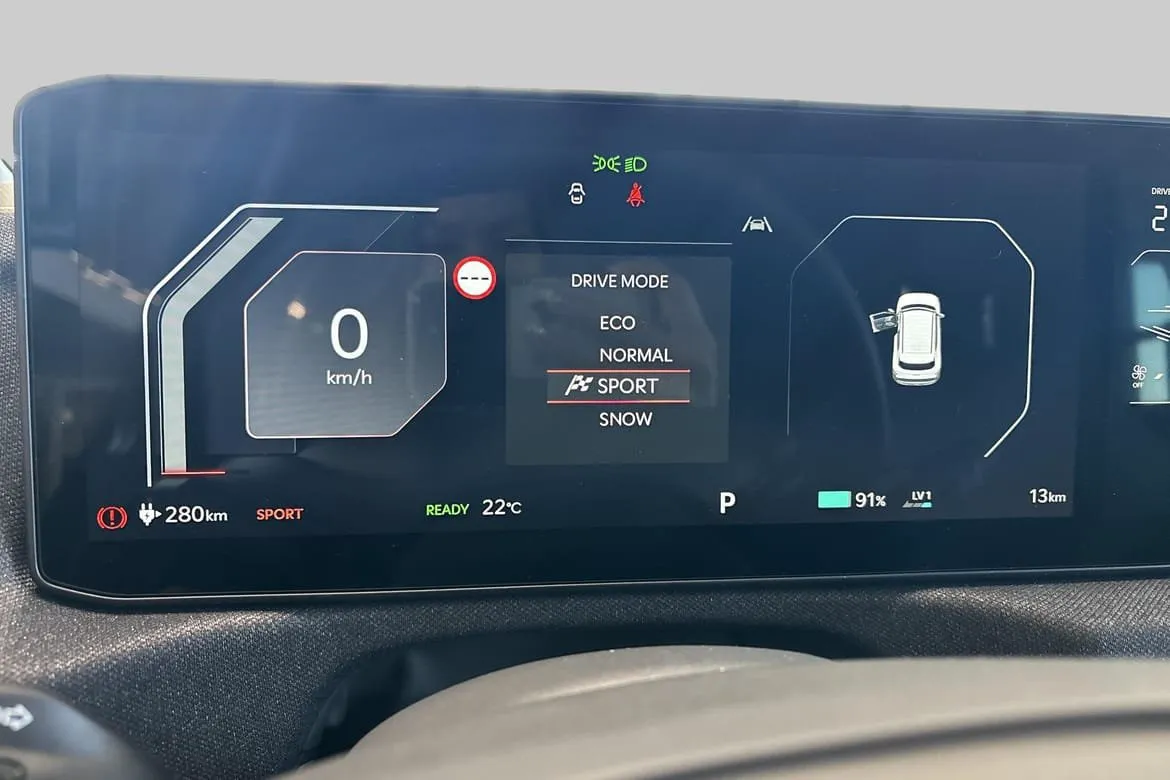 Vehicle image 21