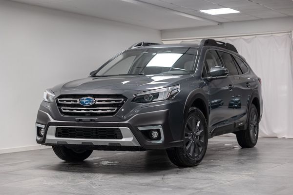 Subaru Outback LIMITED - 2025