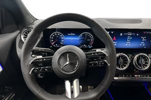 Mercedes GLA250 bild 8