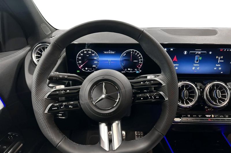 Mercedes GLA250 bild 8