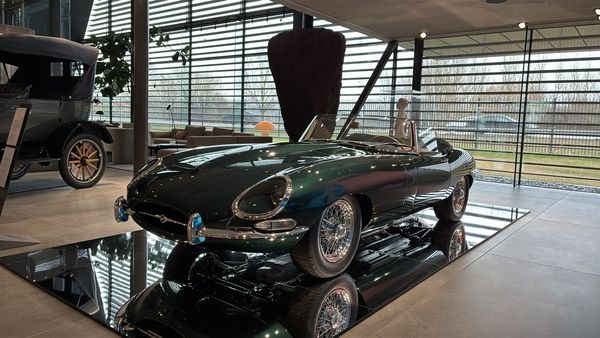 Jaguar E-Type Series 1 Roadster 4,7 Classic - 1965