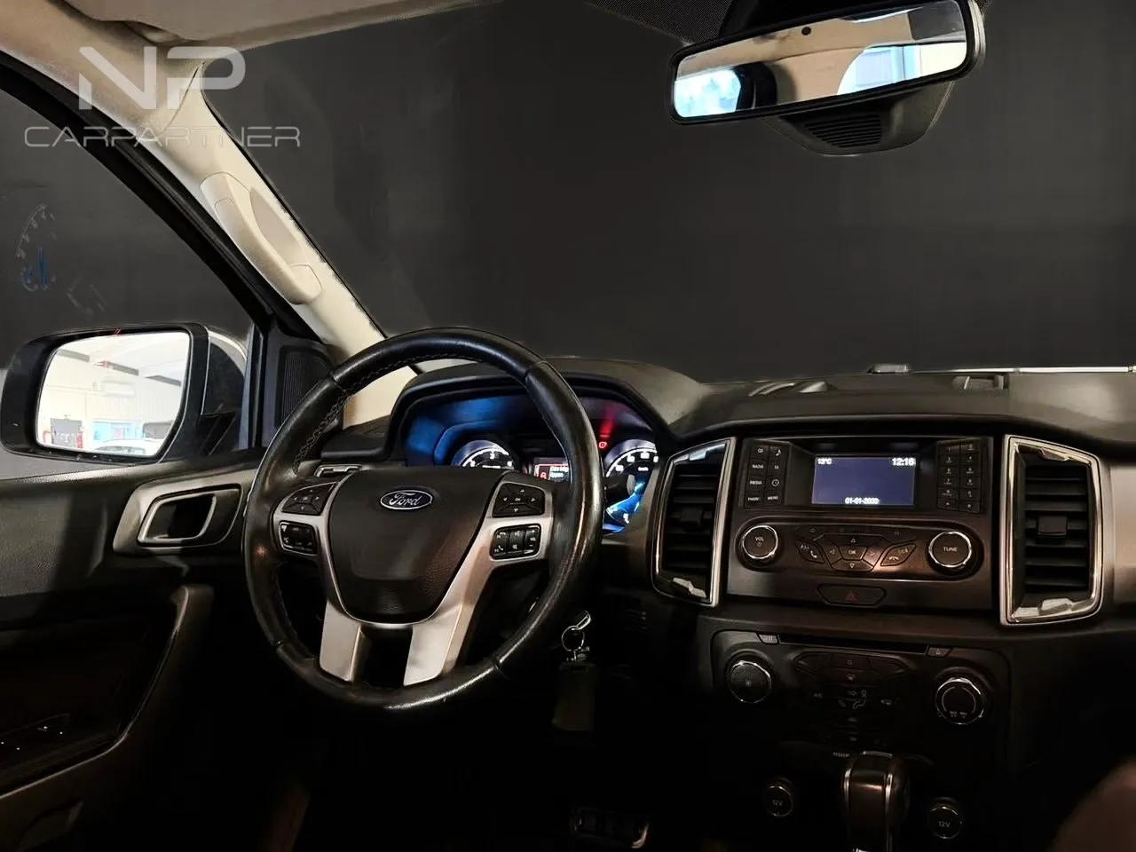Vehicle image 14