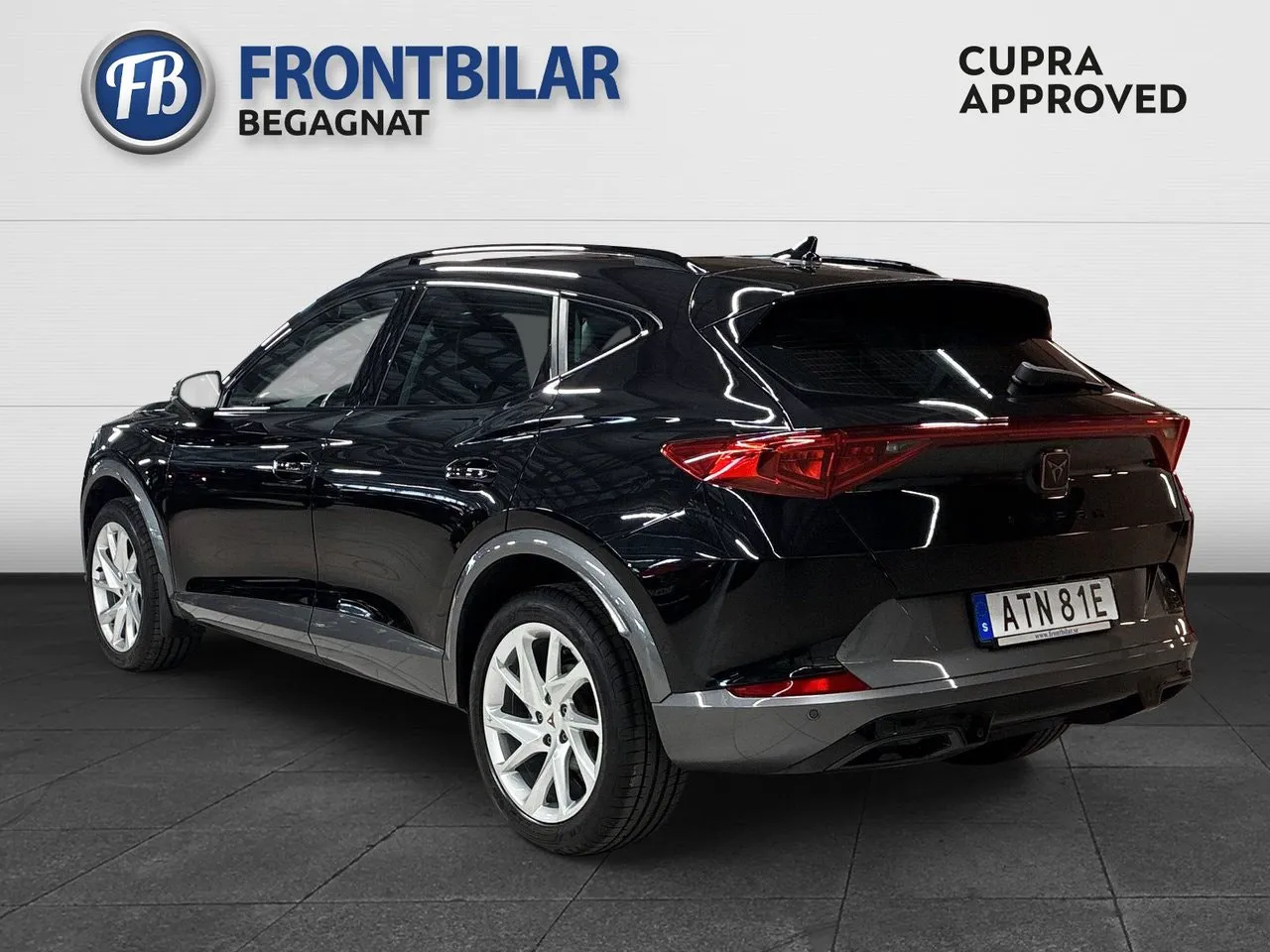 Vehicle image 7