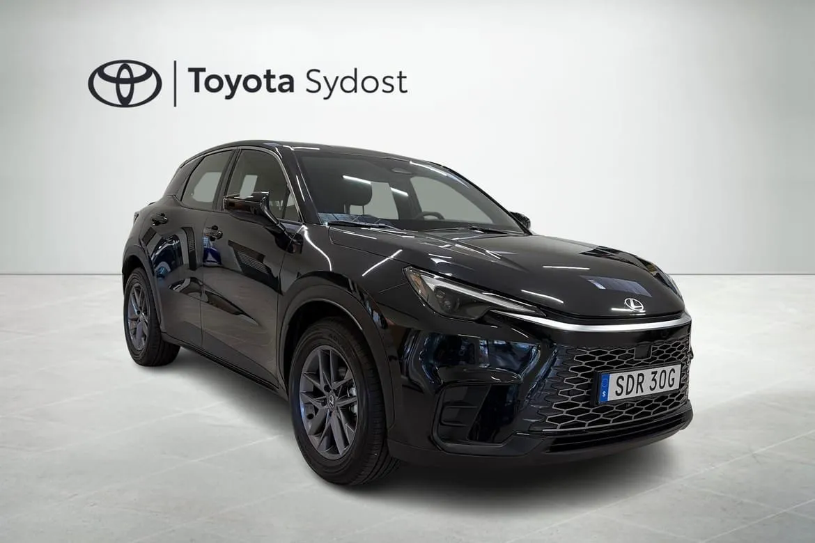 Vehicle image 11