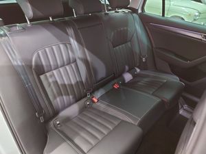 Skoda Superb bild 12