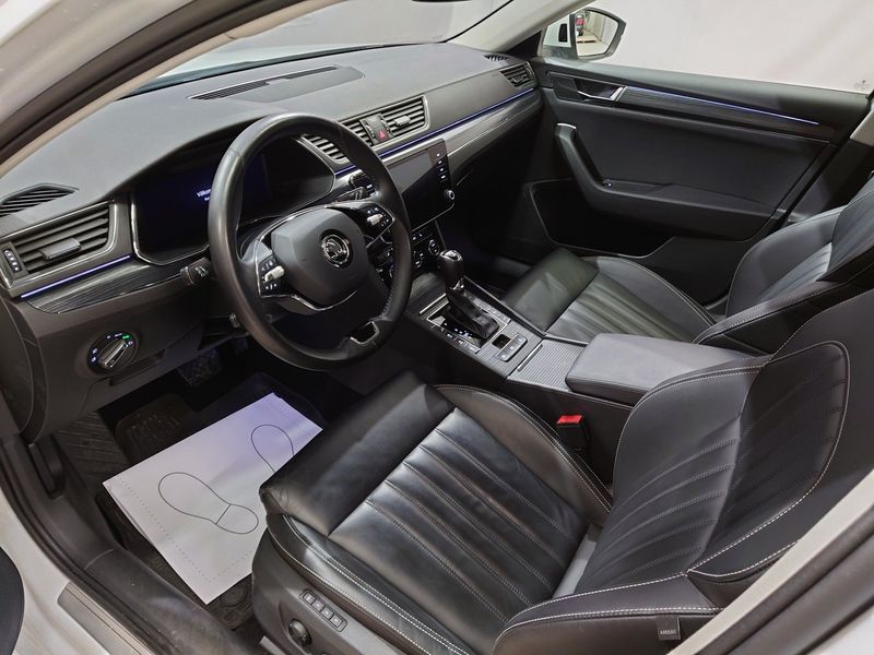 Skoda Superb bild 7