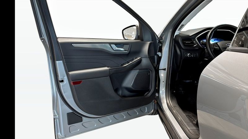 Ford Kuga bild 11