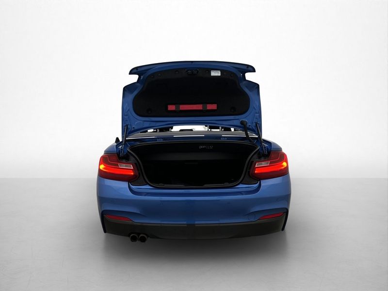 BMW 228 bild 9