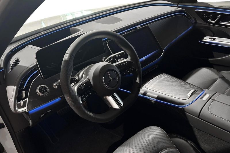 Mercedes E300 bild 6