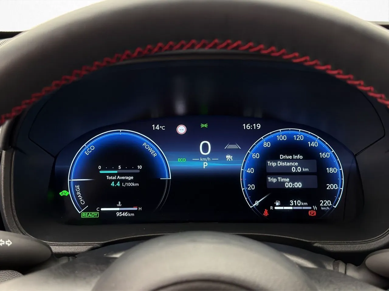 Vehicle image 16