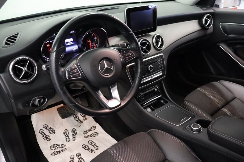 Mercedes CLA220 bild 7