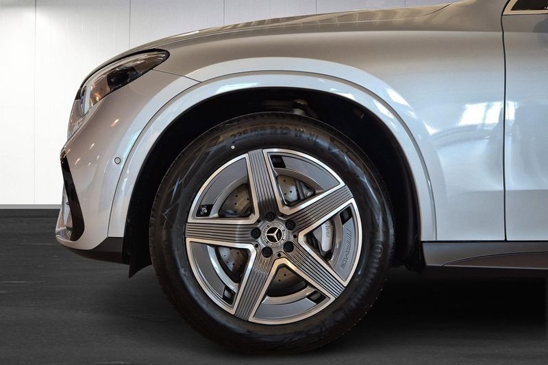Mercedes GLC300 bild 5