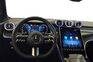 Mercedes GLC300 bild 7