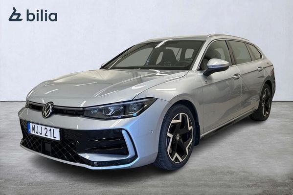 Volkswagen Passat 2.0 TDI 193hk 4M R-Line Värmare Drag IQ... - 2025
