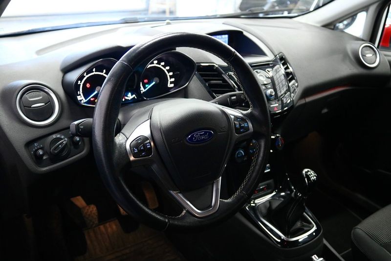 Ford Fiesta bild 10