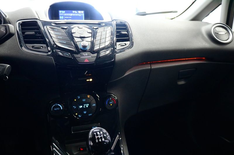 Ford Fiesta bild 14