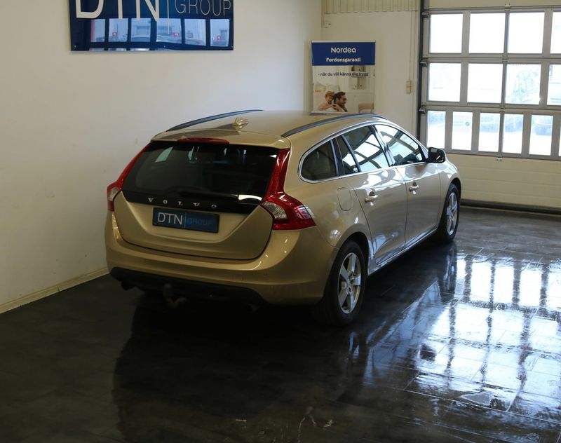 Volvo V60 bild 2