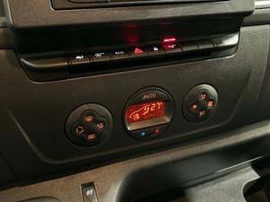 Nissan NV400 bild 13