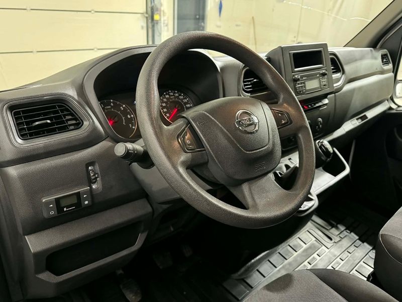 Nissan NV400 bild 9