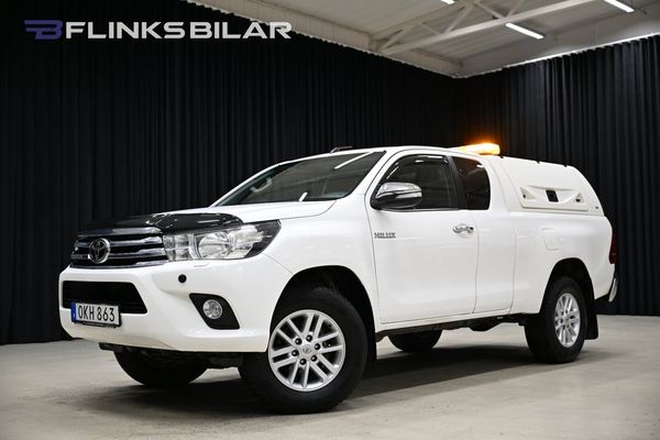 Toyota Hilux 2.4 AWD 150HK Kåpa|Drag|Värmare|Backkamera|EnÄgare|Moms - 2017